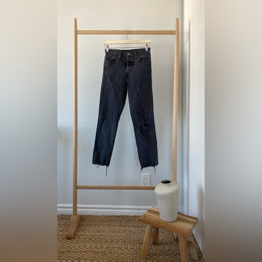 Levi Wedgie Straight Jean